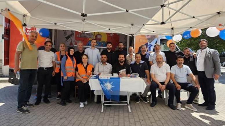 AK Parti Kartal'dan Uğur Mumcu mahallesi ziyaretleri