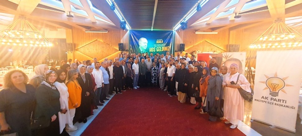 AK PARTİ MALTEPE'DEN 24. YIL DÖNÜMÜNE ÖZEL KUTLAMA