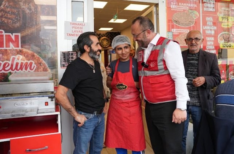 CHP Maltepe Zümrütevler’de Sahaya Çıktı: “Sokağın Sesini Dinliyoruz”