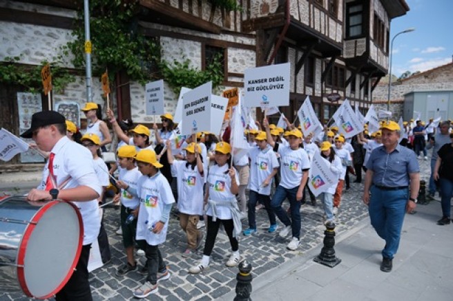 Lösemiyi Yenen “Kahraman Çocuklar” için LÖSEV'den Sivrihisar’da Sağlıklı Yaşam Yürüyüşü Düzenlendi