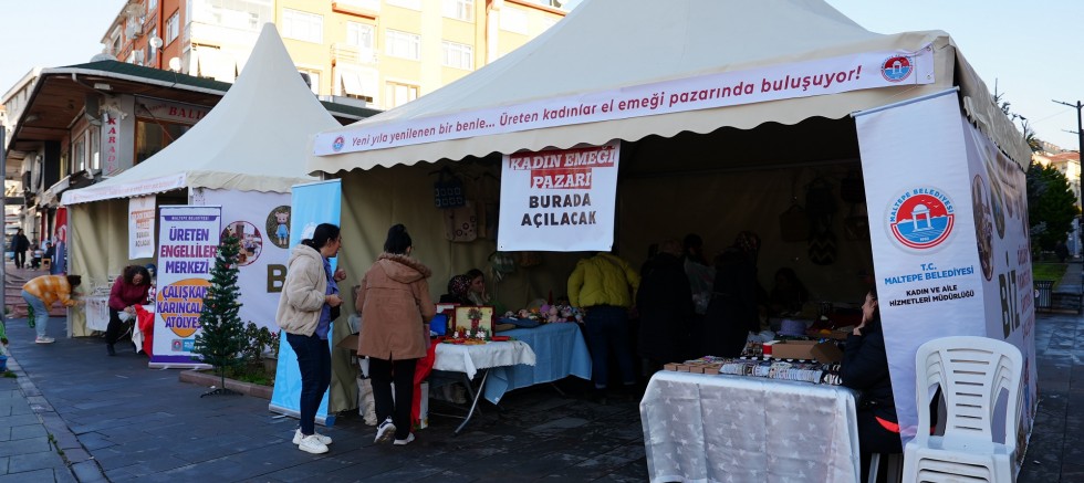 Maltepeli kadınların el emeği pazarı açıldı  