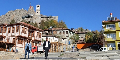 HAMİT YÜZÜGÜLLÜ