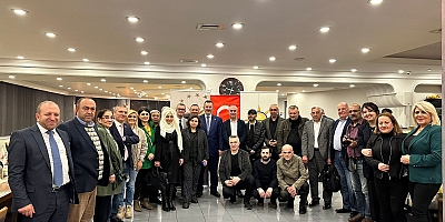 AK PARTİ KARTAL YEREL BASIN İLE İFTARDA BULUŞTU
