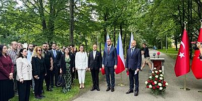 İki ülkenin dostluğunu simgeleyen Çek Türk İş Birliği Parkı Prag’da açıldı