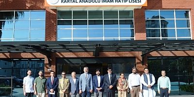 PAKİSTAN PUNJAP EĞİTİM VAKFI’NDAN KARTAL ANADOLU İMAM HATİP LİSESİNİ ZİYARET 