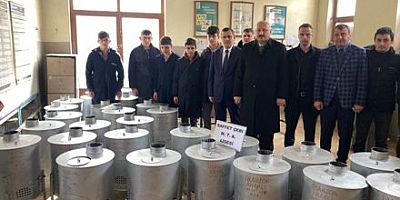 Saffet Çebi Lisesi Öğrencileri Deprem Bölgesi İçin Kolları Sıvadı