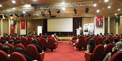 Sarıyer Belediyesinde “İklim Değişikliğine Uyum” ve “İklim Değişikliği ve Z Kuşağı” Semineri