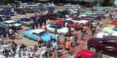 Tuzla Belediyesi Nostalji Araba Festivali’ne Ev Sahipliği Yaptı