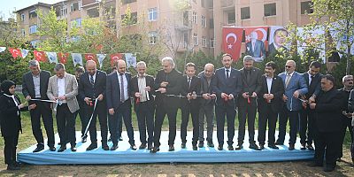 TUZLA’DA BULUNAN PENGUEN SİTESİNE İLK KAZMA CUMHURBAŞKANI ERDOĞAN’IN TALİMATIYLA VURULDU