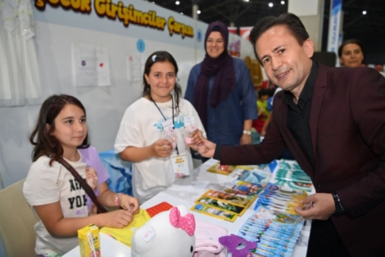  Türkiye’nin En Büyük Çocuk Girişimciler Çarşısı Tuzla Belediyesinden