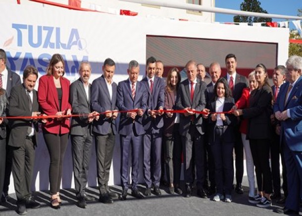 Tuzla Yaşam Aydınlı, Cumhuriyetin 102. yılında açıldı
